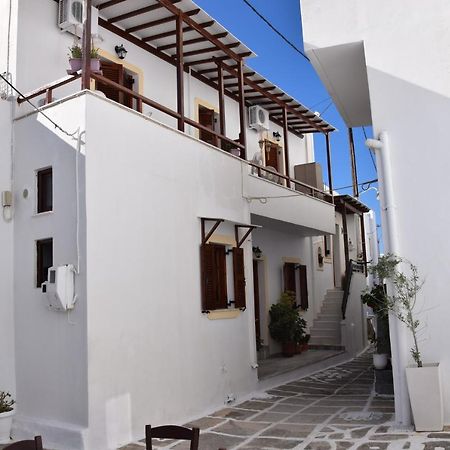 Апартаменты Naoussa Center Cycladic House Парос Экстерьер фото