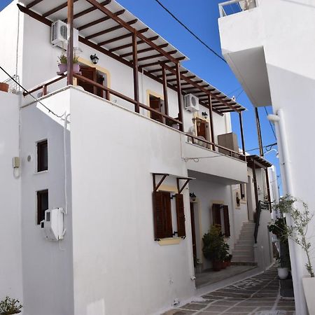 Апартаменты Naoussa Center Cycladic House Парос Экстерьер фото