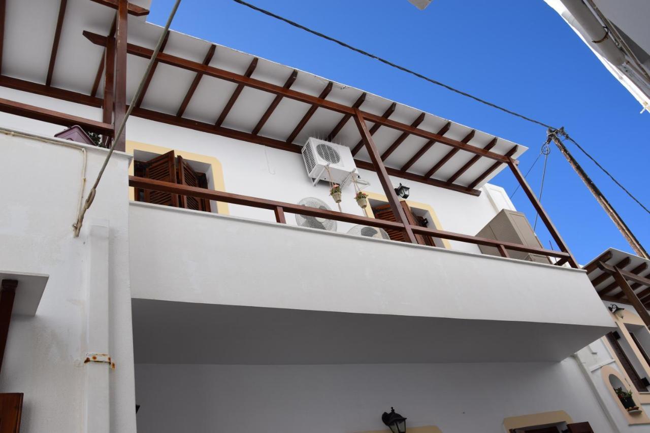 Апартаменты Naoussa Center Cycladic House Парос Экстерьер фото