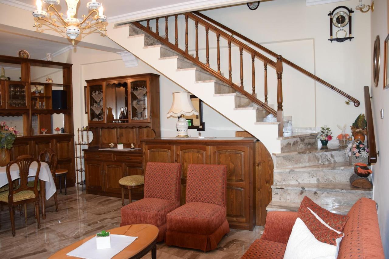 Апартаменты Naoussa Center Cycladic House Парос Экстерьер фото