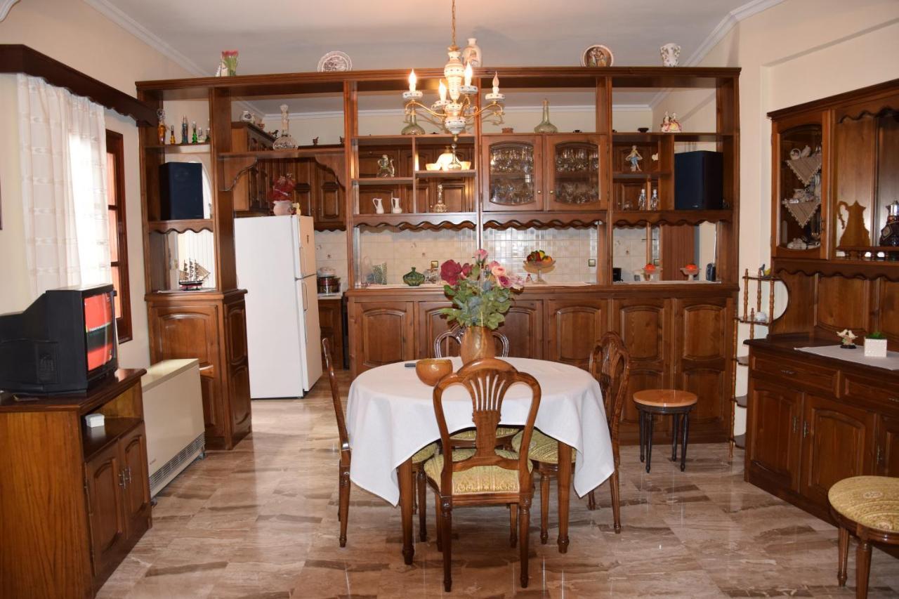 Апартаменты Naoussa Center Cycladic House Парос Экстерьер фото